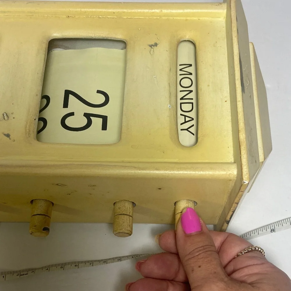 Vintage off white Perpetual Calendar office home decor